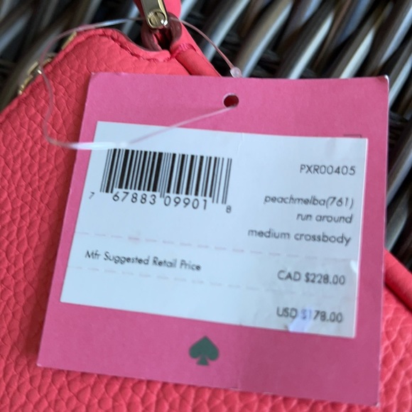 Kate Spade run around medium crossbody peachmelba - Picture 10 of 16